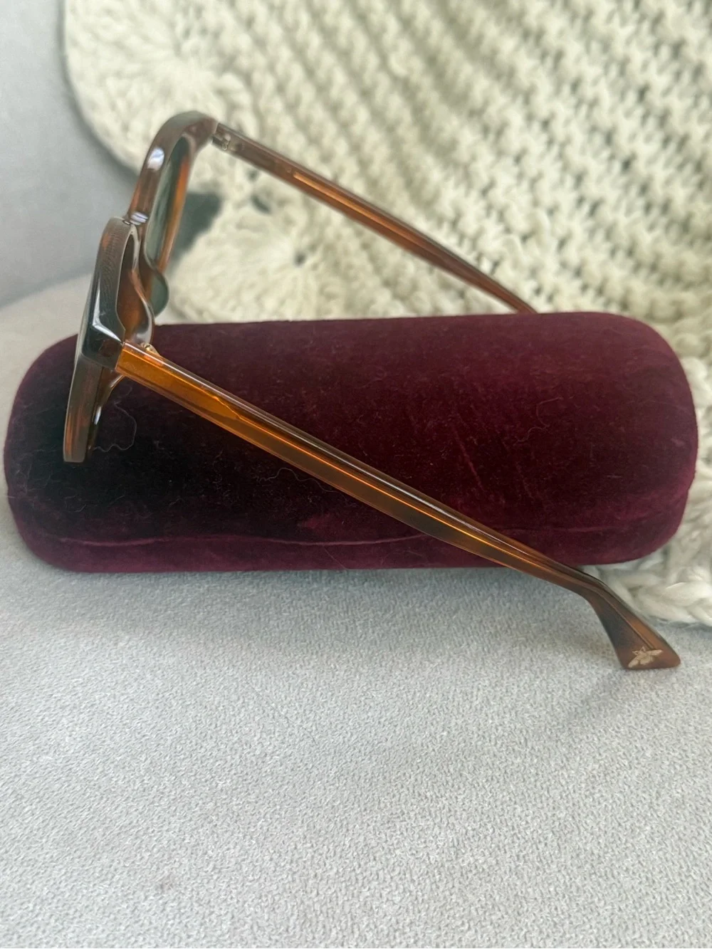 Gucci stylish round